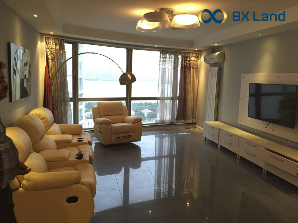 https://8xland.com/images/Upload/tblBDSNN/8426/tblBDSNN_dsHinhAnh/5-room-luxury-Apartment-for-sale-in-Suzhou-Jiangsu-Sheng-1.TIF